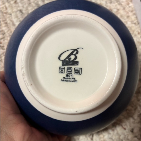 Blue Patterned Ceramic Bowls - Picture 4 of 4